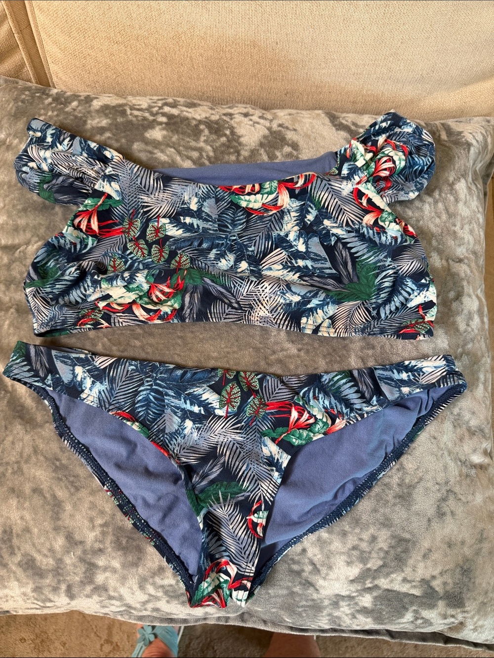 Women's Tropical Print Two-Piece Swim Set - Blue/Green